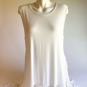 New Soft & Sexy Ivory Viscose Sleeveless Tank size L